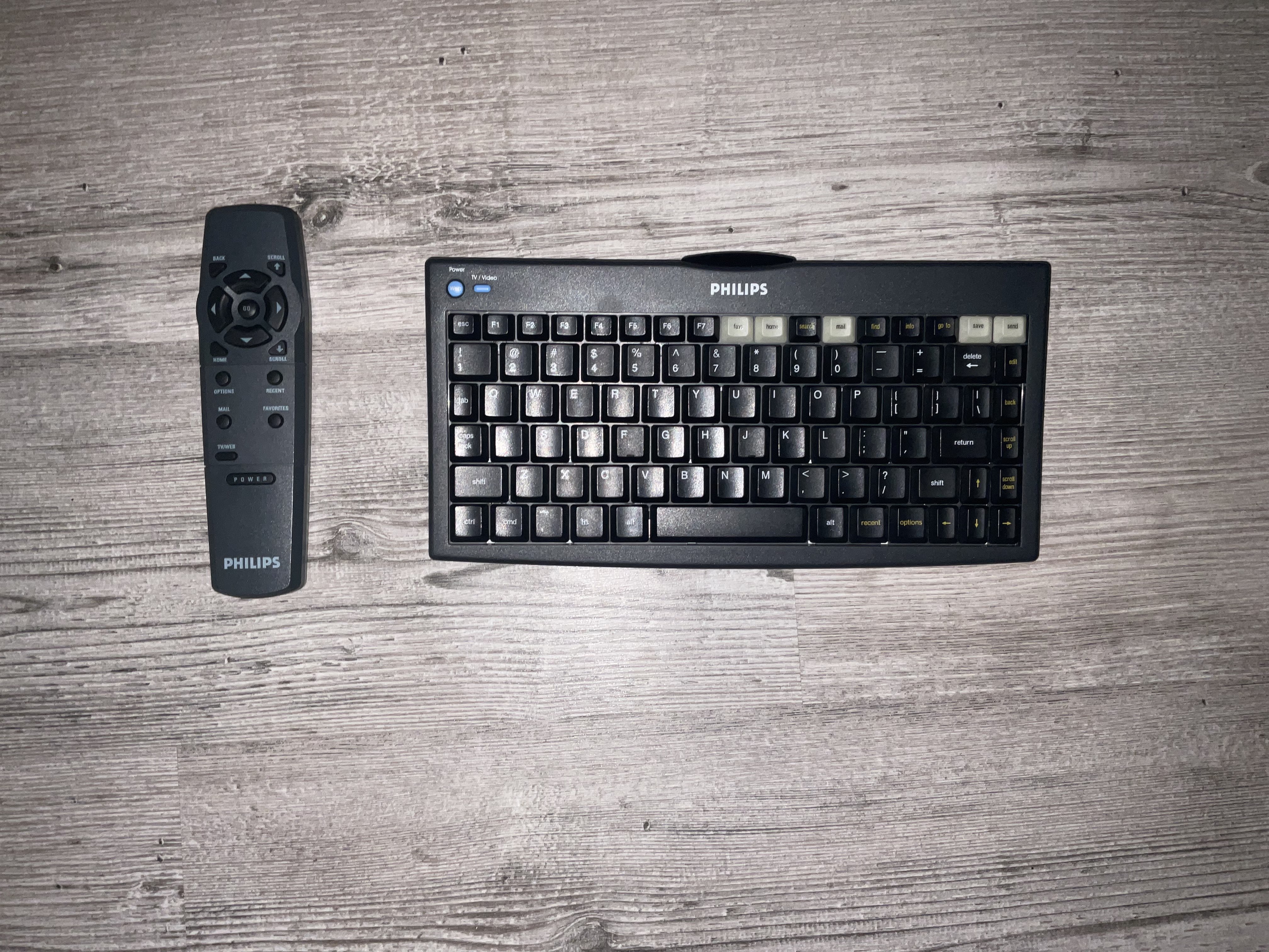 File:Mat972-it-remote-kb.jpg