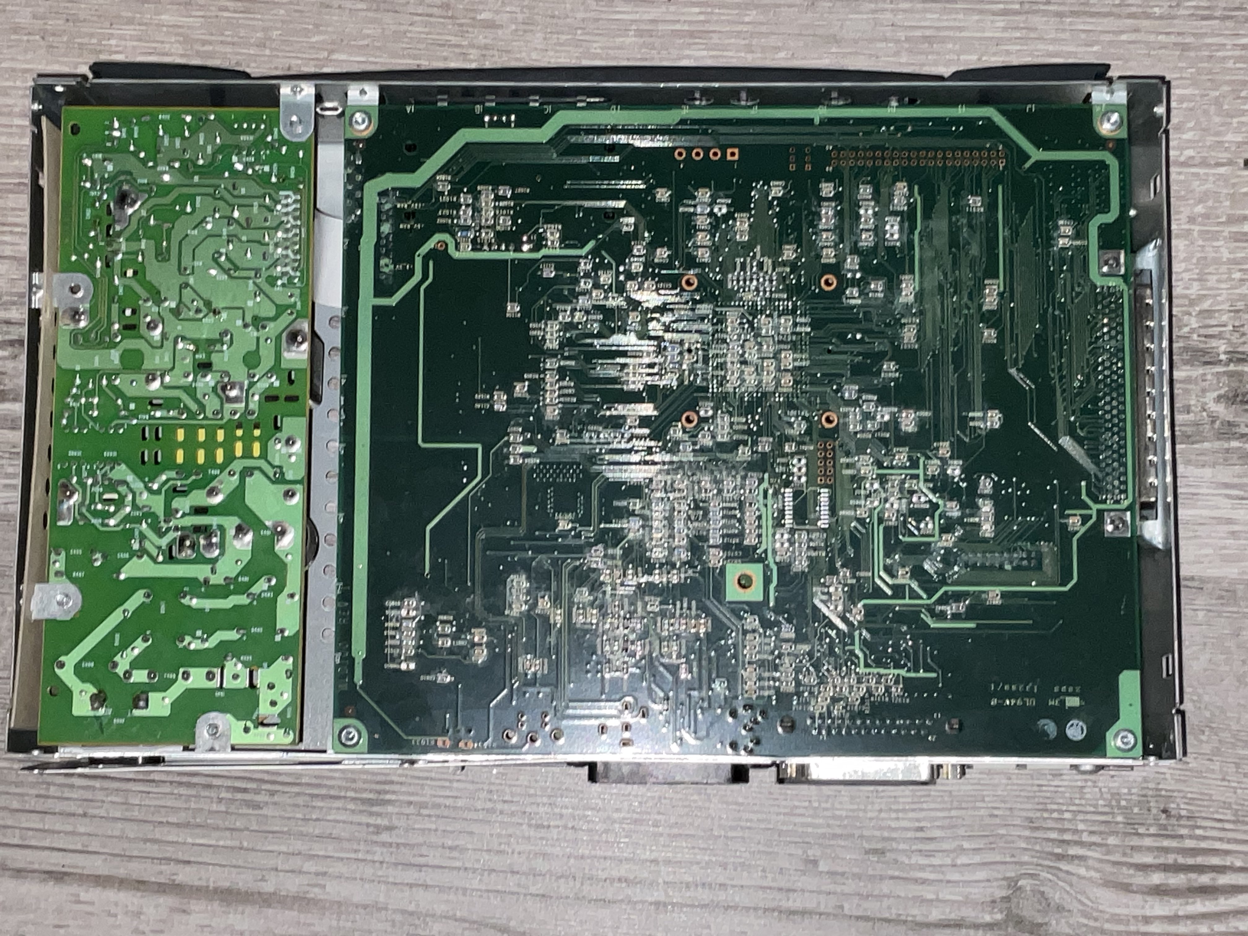 File:Mat972-it-unit-bottom-open.jpg
